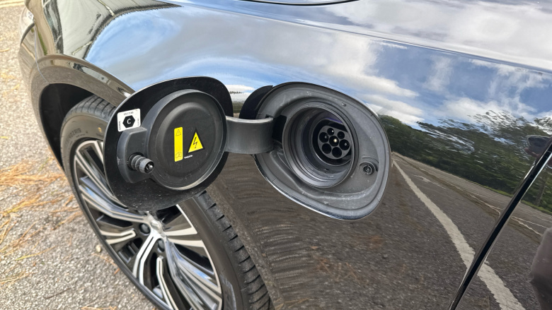 Volvo S90 2.0 T8 Recharge PHEV Inscription 4dr AWD Auto Saloon